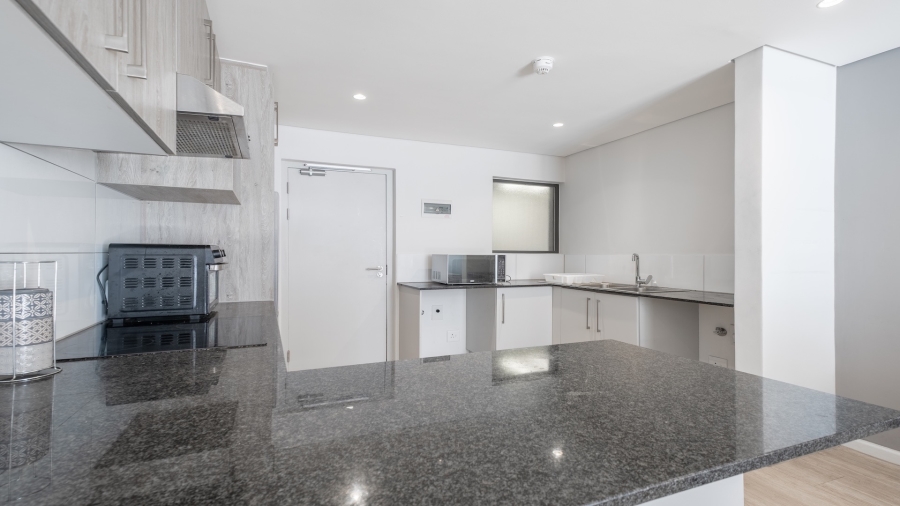 To Let 1 Bedroom Property for Rent in Woodstock Western Cape